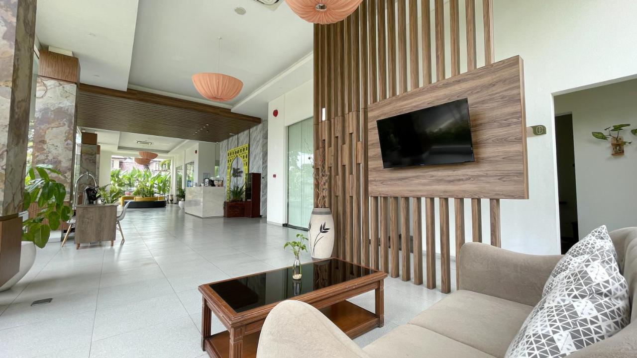 Lpp Garden Hotel Maguwo ภายนอก รูปภาพ